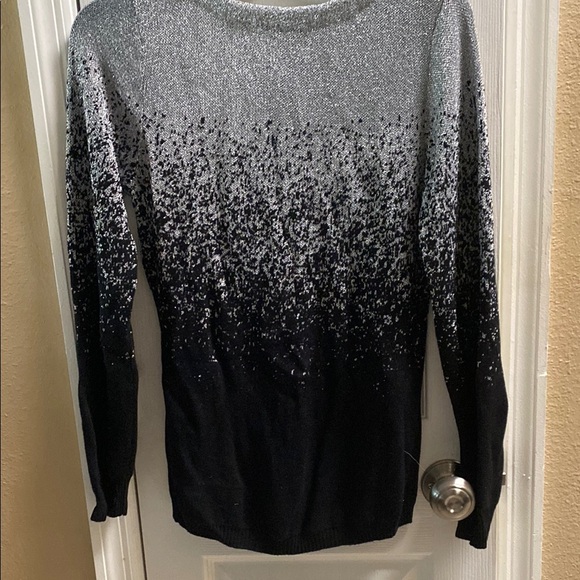 Notations Black and Gray Knit Top NWOT never worn. Sparkly silver/ black sweater - Picture 3 of 8